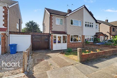 Kenway, Rainham