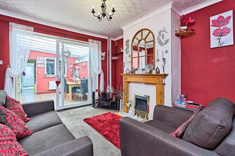 3 bedroom terraced house for sale, Alexandra Road, Tipton