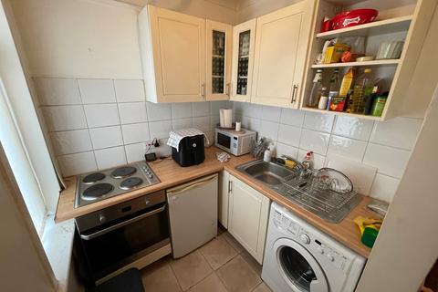 1 bedroom flat to rent, Russell Rise, Luton, Bedfordshire, LU1