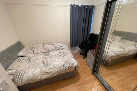 1 bedroom flat to rent, Russell Rise, Luton, Bedfordshire, LU1