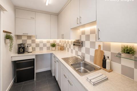 3 bedroom semi-detached house for sale, Elmfield Road, Rossington, DN11