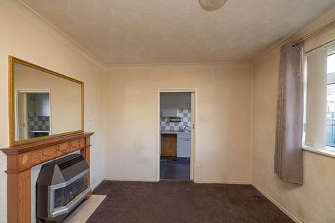 3 bedroom semi-detached house for sale, Elmfield Road, Rossington, DN11