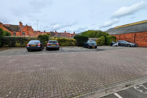 1 bedroom flat to rent, Childes Court, Henry Street, CV11 5SQ