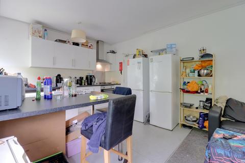 5 bedroom terraced house to rent, Stanmer Villas, Brighton