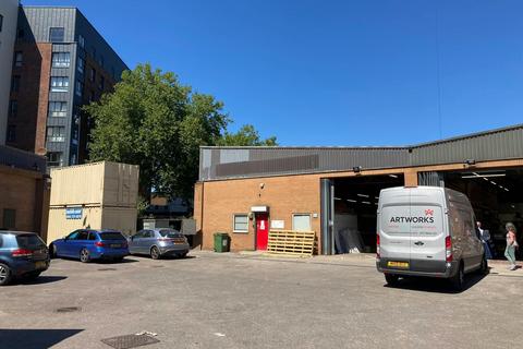 Industrial development to rent, Whitehouse Ln Bristol BS3 4DJ