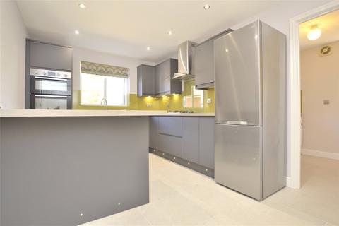 4 bedroom detached house to rent, Windfall Way, Gloucestershire GL2