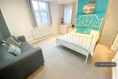 2 bedroom flat to rent, Binley Road, Coventry, CV3