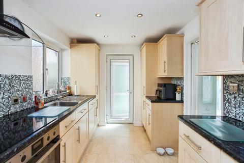 3 bedroom semi-detached house for sale, Hunt Road, Tonbridge, Kent, TN10