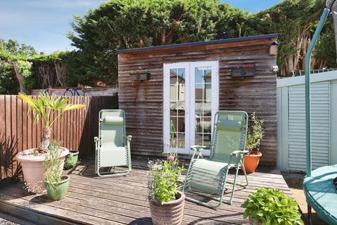 3 bedroom semi-detached house for sale, Hunt Road, Tonbridge, Kent, TN10
