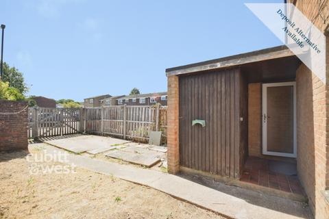 3 bedroom terraced house to rent, Cuckfield Close, Crawley, RH11