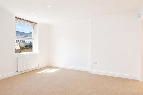 3 bedroom flat to rent, 74 Newman Street W1T
