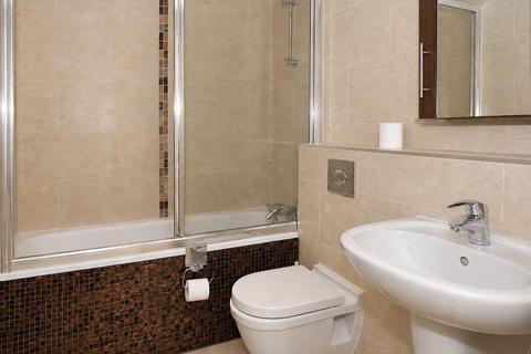 3 bedroom flat to rent, 74 Newman Street W1T
