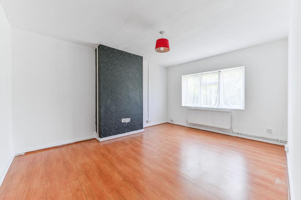 House in Thornton Heath - View 2