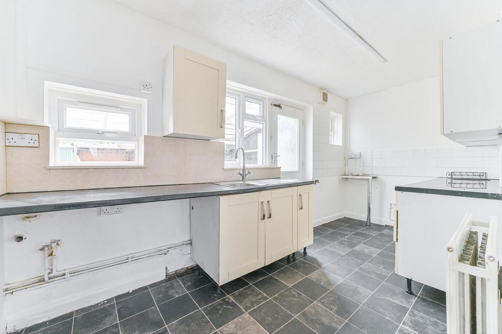House in Thornton Heath - View 4