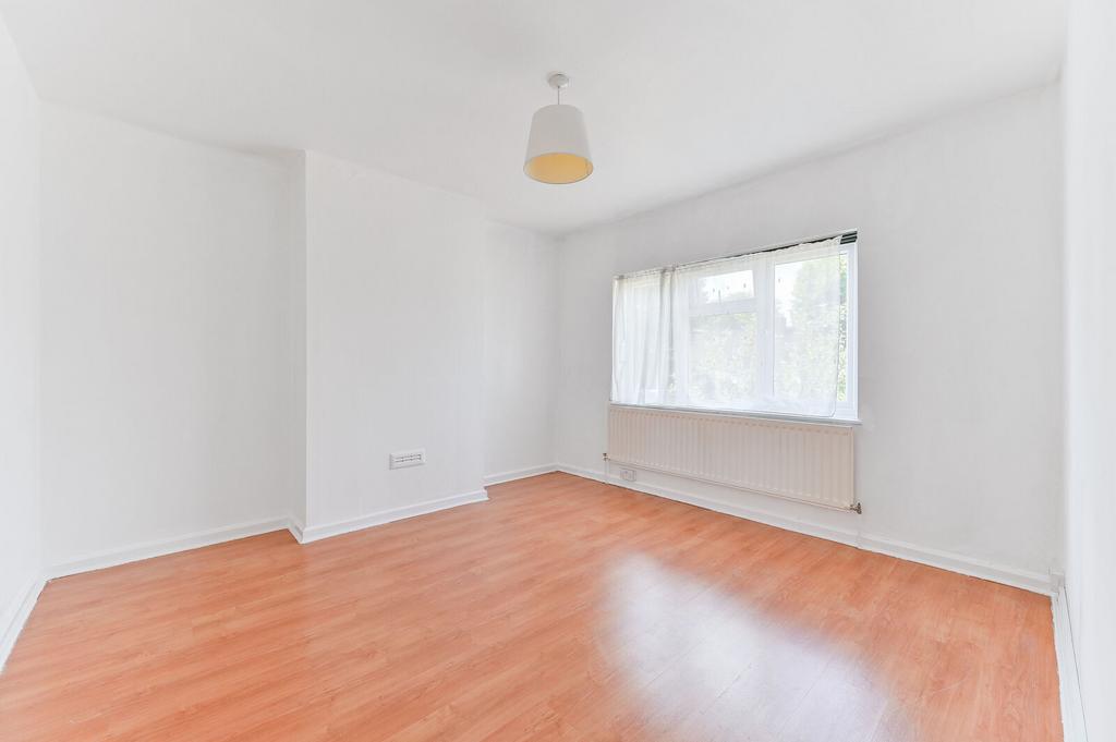 House in Thornton Heath - More