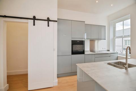 2 bedroom flat for sale, Amber Street, Saltburn-By-The-Sea