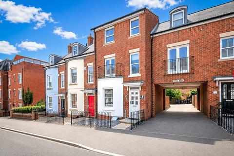 5 bedroom semi-detached house for sale, Royal Mews, Ramsgate, Albion Road