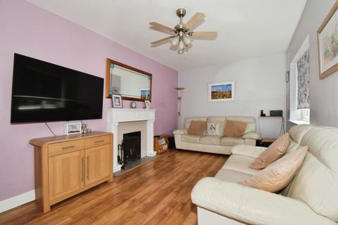 3 bedroom semi-detached house for sale, Bramley Road, Birstall, Leicester, Leicestershire, LE4