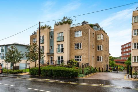 2 bedroom flat to rent, Coxford Road, SO16