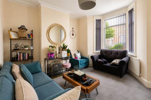 3 bedroom terraced house for sale, Sixth Avenue, Manor Park, E12 5PP