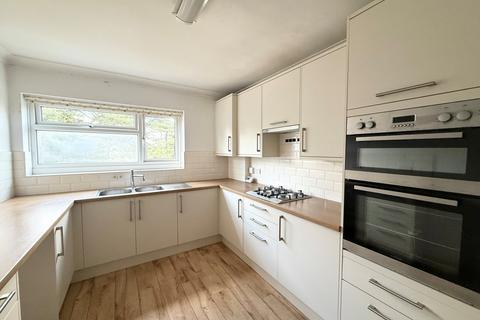 2 bedroom apartment to rent, Twynham Road, Bournemouth, BH6