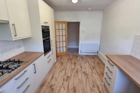 2 bedroom apartment to rent, Twynham Road, Bournemouth, BH6
