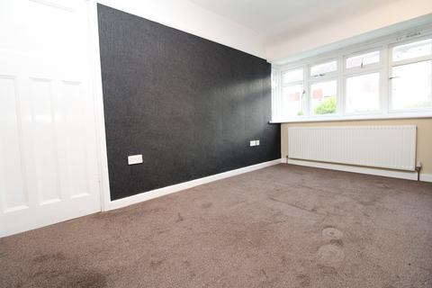3 bedroom terraced house to rent, Abbey Road, Belvedere DA17