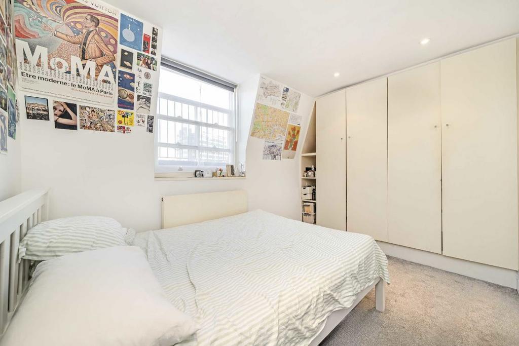 Apartment in London - View 4