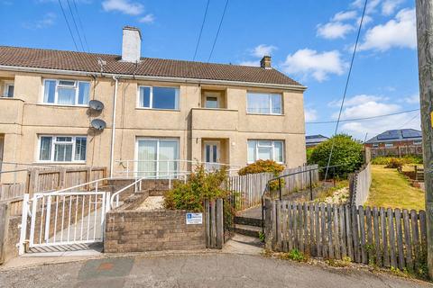 2 bedroom flat for sale, Heol Waun, Talywain, NP4