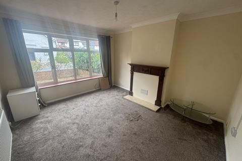 3 bedroom semi-detached house to rent, ASHFORD, ASHFORD TW15