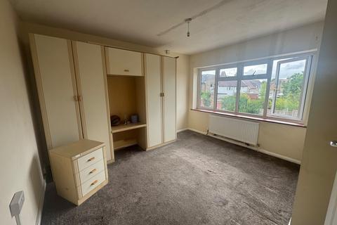 3 bedroom semi-detached house to rent, ASHFORD, ASHFORD TW15