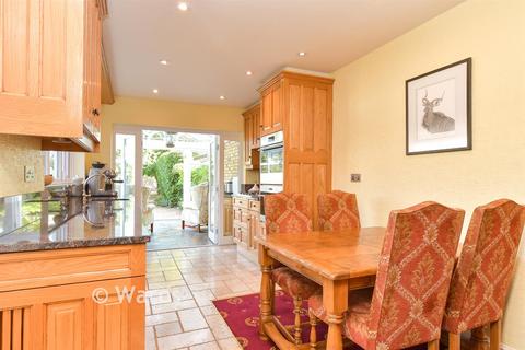 3 bedroom detached house for sale, Dartford Road, Dartford DA1