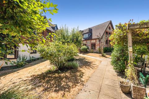 1 bedroom retirement property for sale, Hylton Road, Petersfield, Hampshire