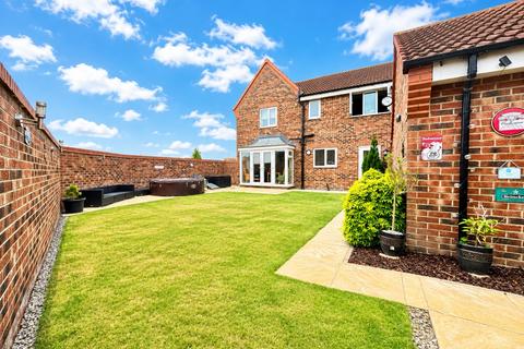 4 bedroom detached house for sale, Longwall Way, PONTEFRACT