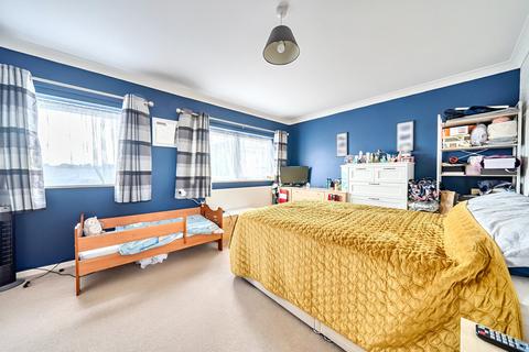 2 bedroom terraced house for sale, Chatham Close, Salisbury, Wiltshire