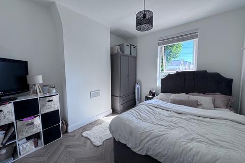 3 bedroom semi-detached house for sale, Sutton Road, Leicester