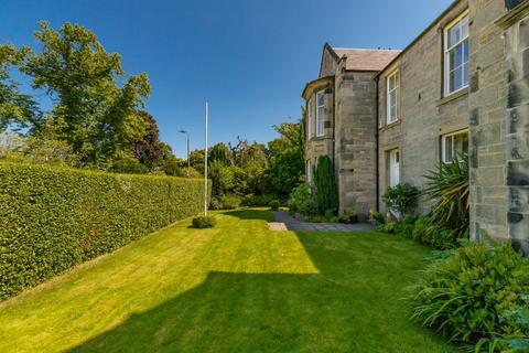 undefined, Lennox Row, Trinity, Edinburgh, EH5