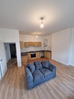 2 bedroom flat to rent, London SE6