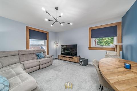 2 bedroom flat for sale, Earn Crescent, Dundee DD2