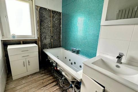2 bedroom maisonette for sale, Hallside Place, Glasgow, Glasgow City, G5