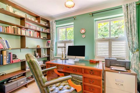 4 bedroom detached house for sale, The Grange, East Malling, West Malling