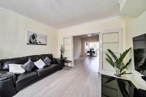 4 bedroom semi-detached house for sale, Cornwall Road, Ruislip