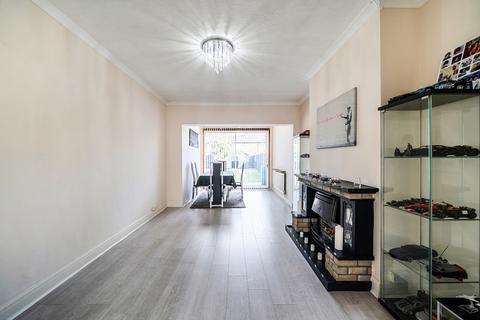 4 bedroom semi-detached house for sale, Cornwall Road, Ruislip