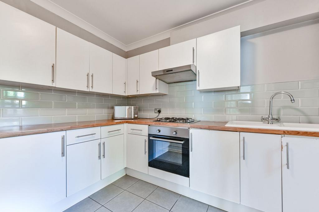 Apartment in London - View 3