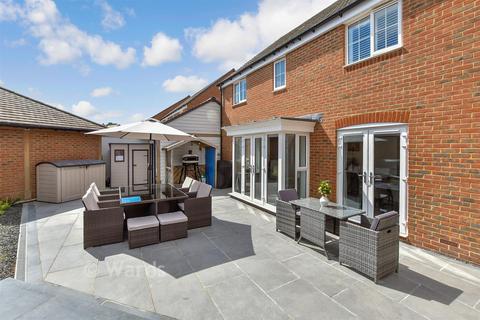 4 bedroom detached house for sale, Nickolls Road, Hythe CT21