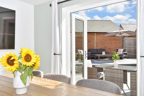 4 bedroom detached house for sale, Nickolls Road, Hythe CT21