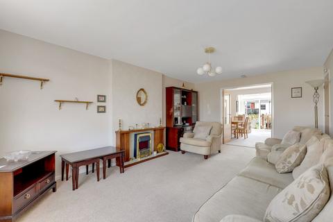 3 bedroom semi-detached house for sale, Brackendale Avenue, Nottingham NG5