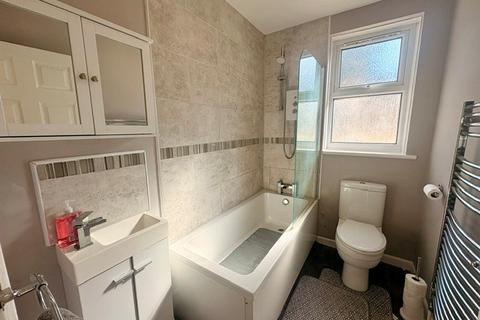 3 bedroom semi-detached house to rent, Holmes Avenue, PLYMOUTH