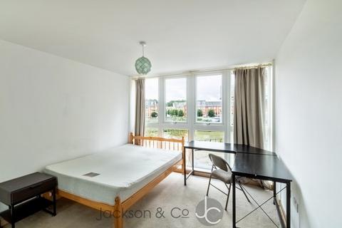 2 bedroom apartment to rent, Essex CO2
