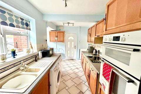3 bedroom semi-detached house for sale, St. Georges Road, Atherstone, Warwickshire, CV9
